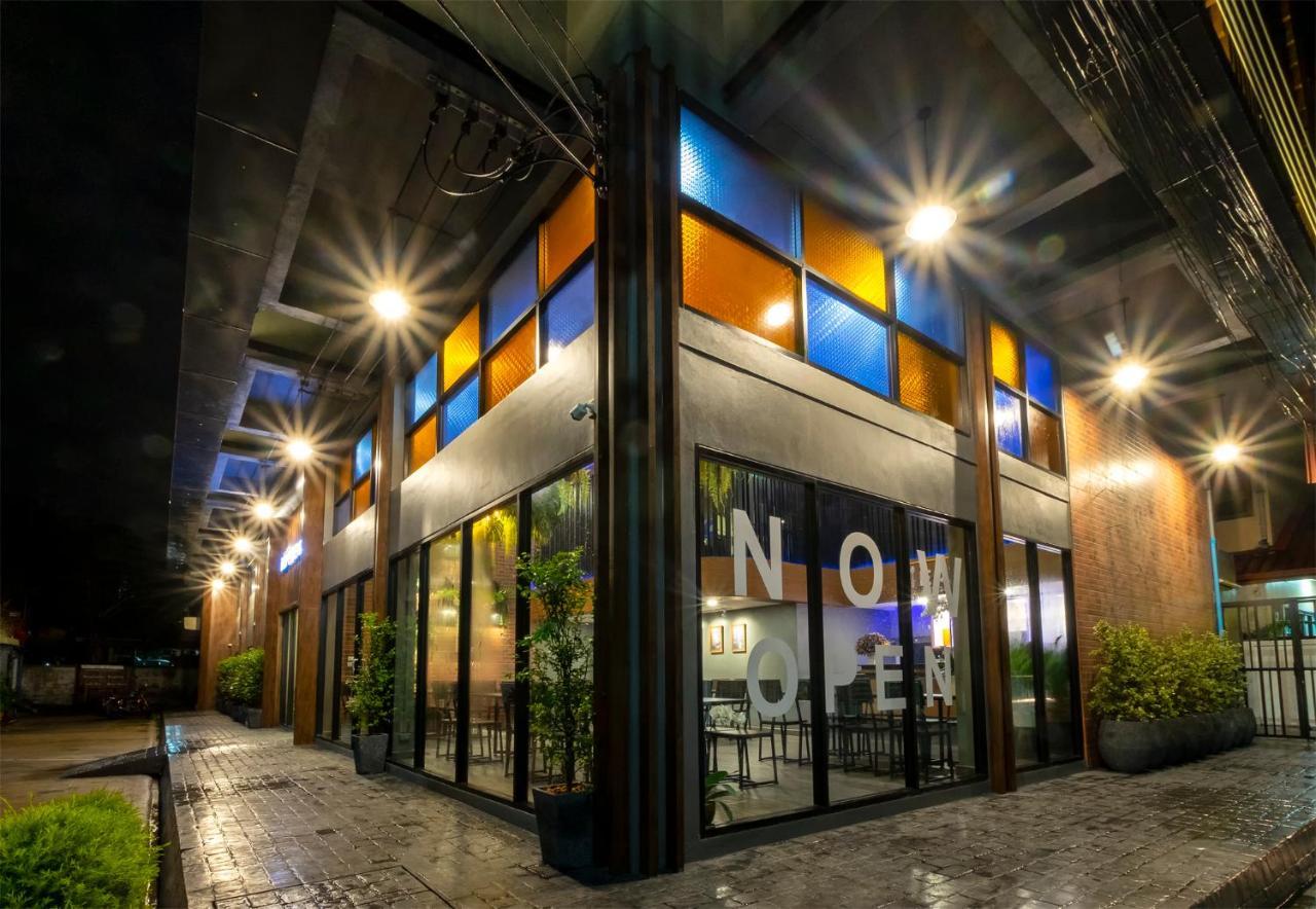 A Pousada Bed Friends Poshtel Chiang Rai Exterior foto